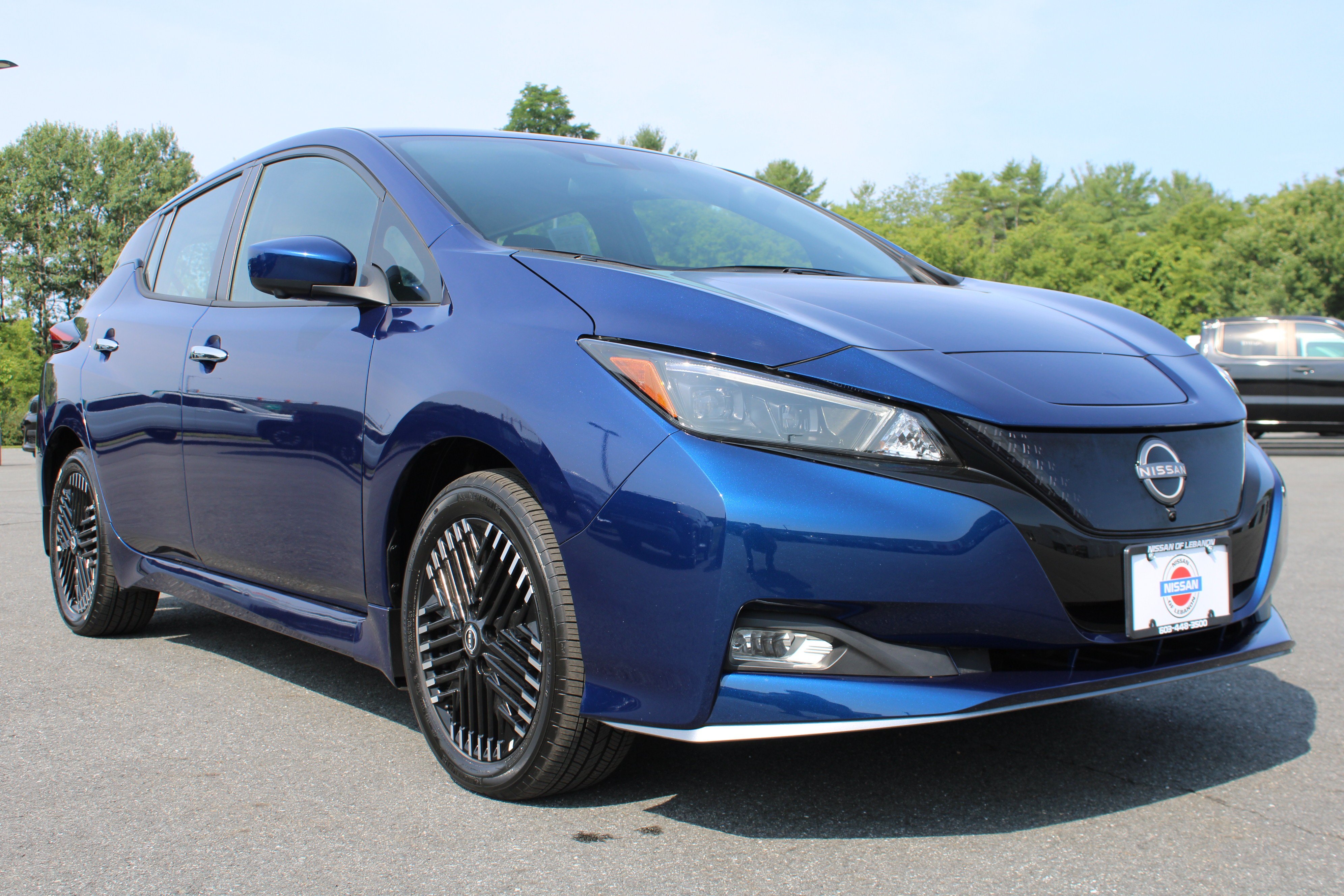 Used 2024 Deep Blue Pearl Nissan SV PLUS image 4