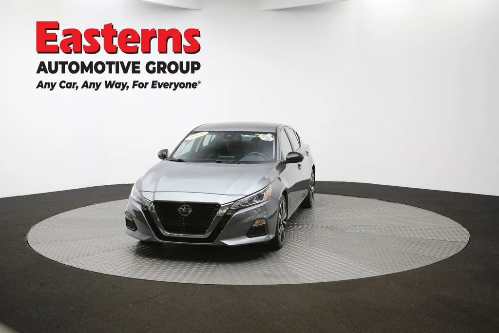 Used 2022 Gray Nissan 2.5 SR image 49