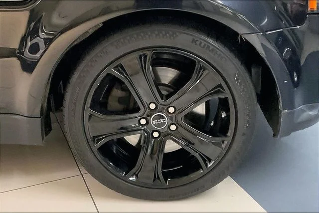Used 2012 Black Land Rover HSE image 8
