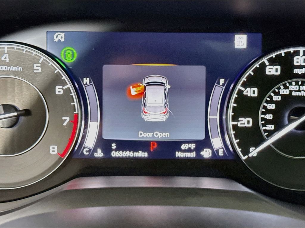 Used 2022 Liquid Carbon Metallic Acura w/Technology Package image 19