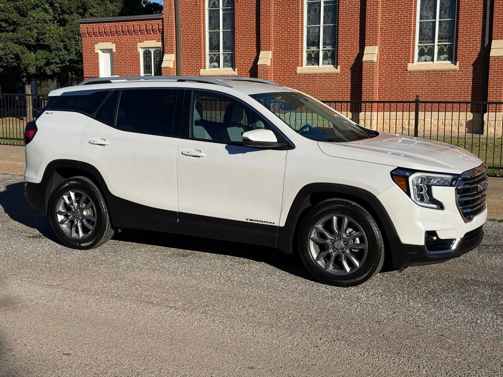 Used 2022 GMC Terrain SLT with VIN 3GKALPEVXNL105796 for sale in Okarche, OK
