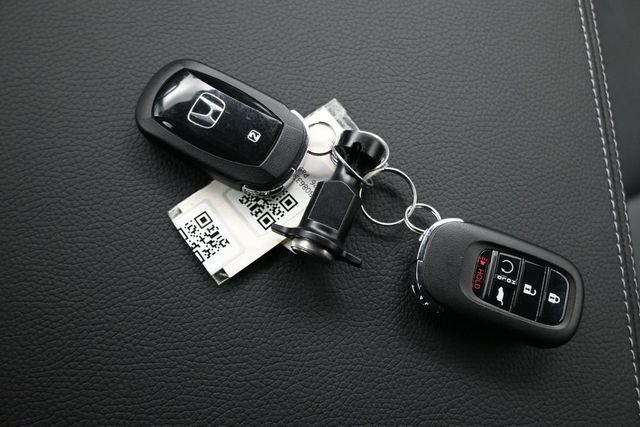 New 2026 Platinum White Pearl Honda RTL Towing image 9