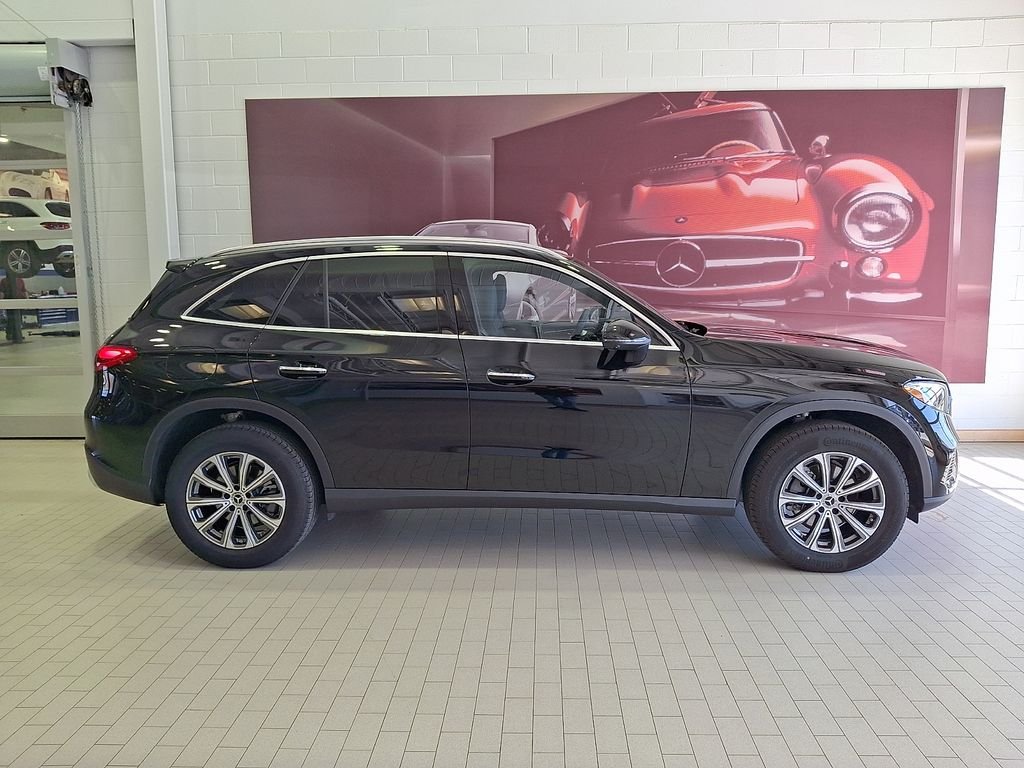 Certified Used 2026 Black Mercedes-Benz GLC 300 image 7