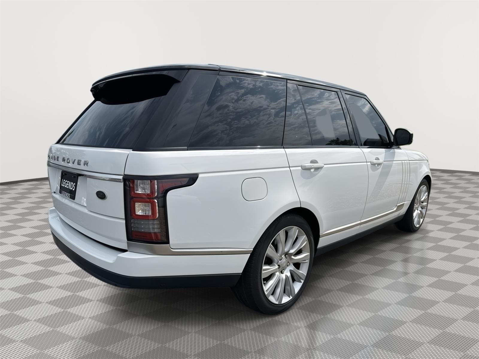 Used 2016 Fuji White Land Rover Supercharged image 12