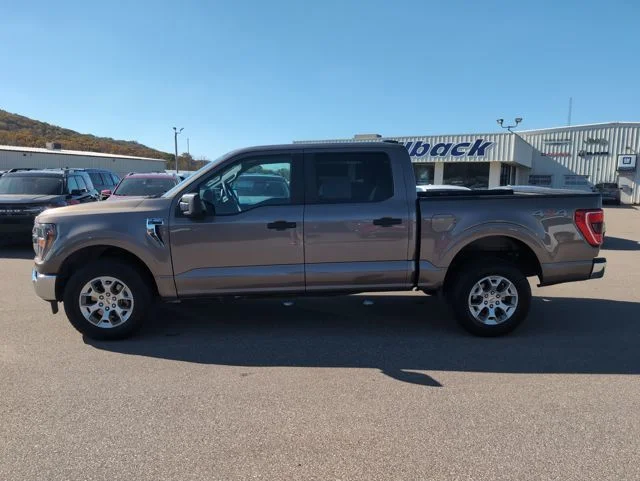 Used 2023 Stone Gray Metallic Ford XLT image 2