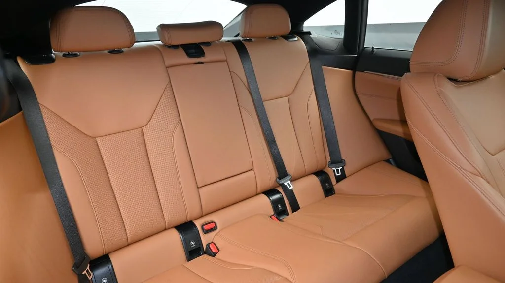 2023 BMW i4 40 - Photo 12