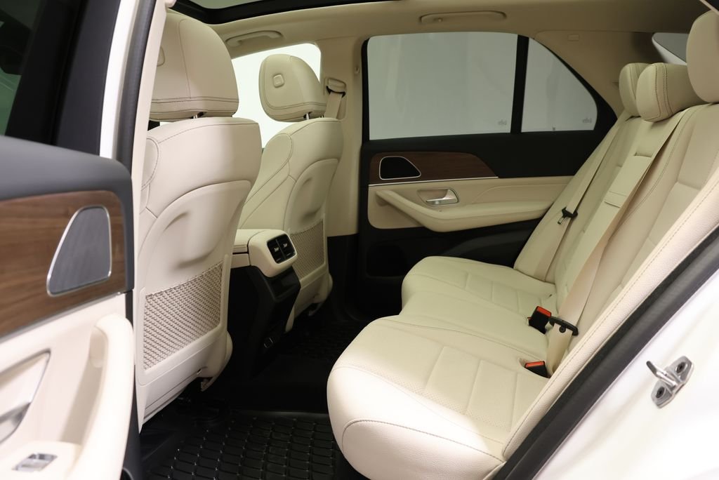 Used 2026 Polar White Mercedes-Benz GLE 350 image 44