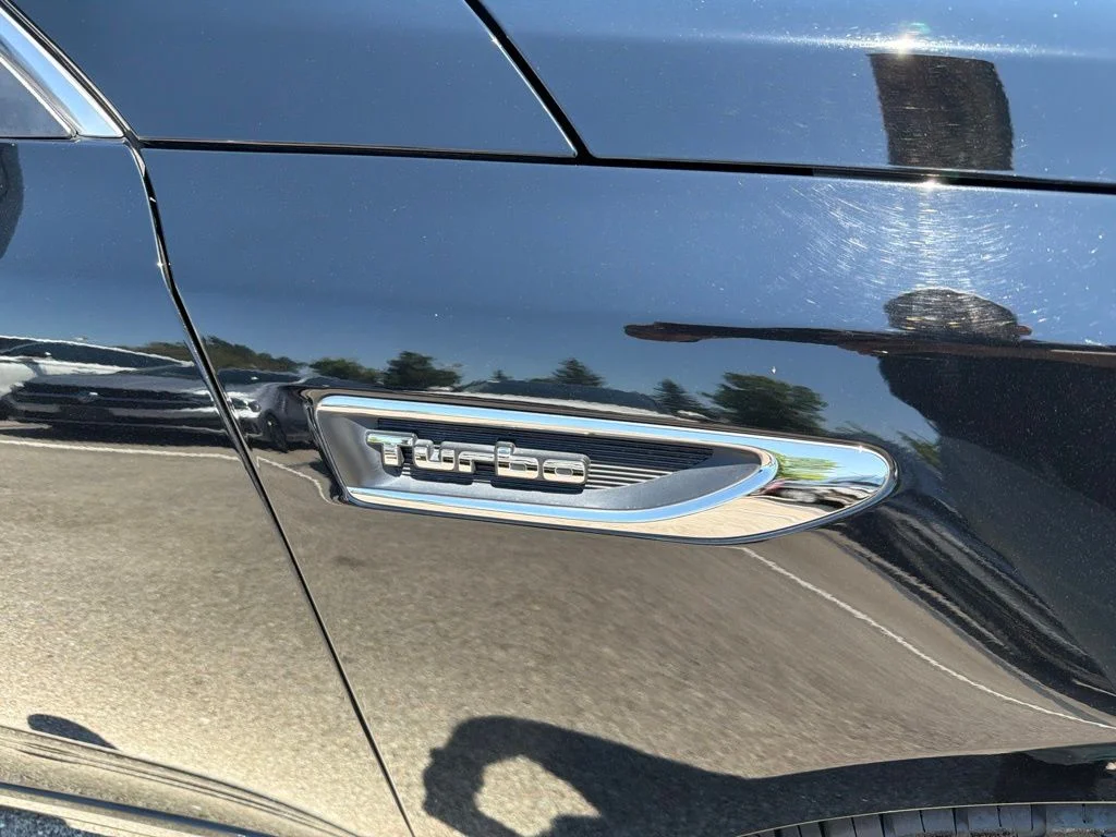 Used 2019 Black Kia SX image 10