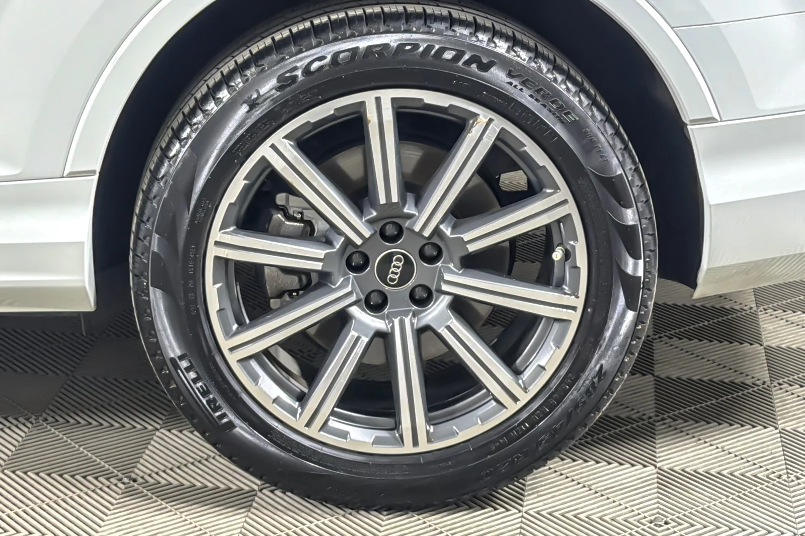 Used 2023 Carrara White Audi Premium Plus 45 TFSI quattro image 27