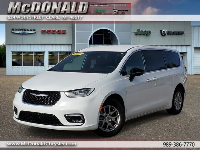 2025 Chrysler Pacifica Select