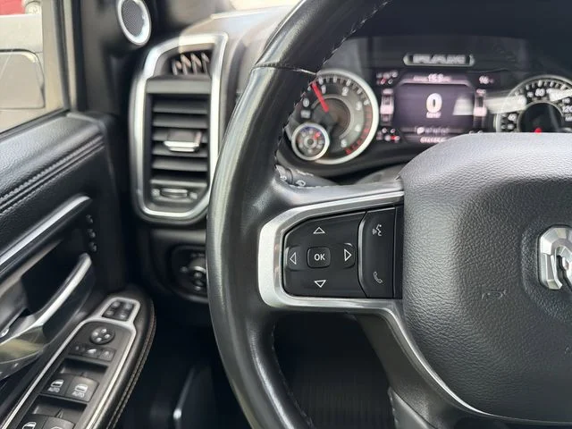 Used 2023 Silver Ram Laramie image 29