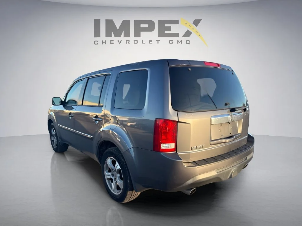 Used 2015  Honda EX-L image 3