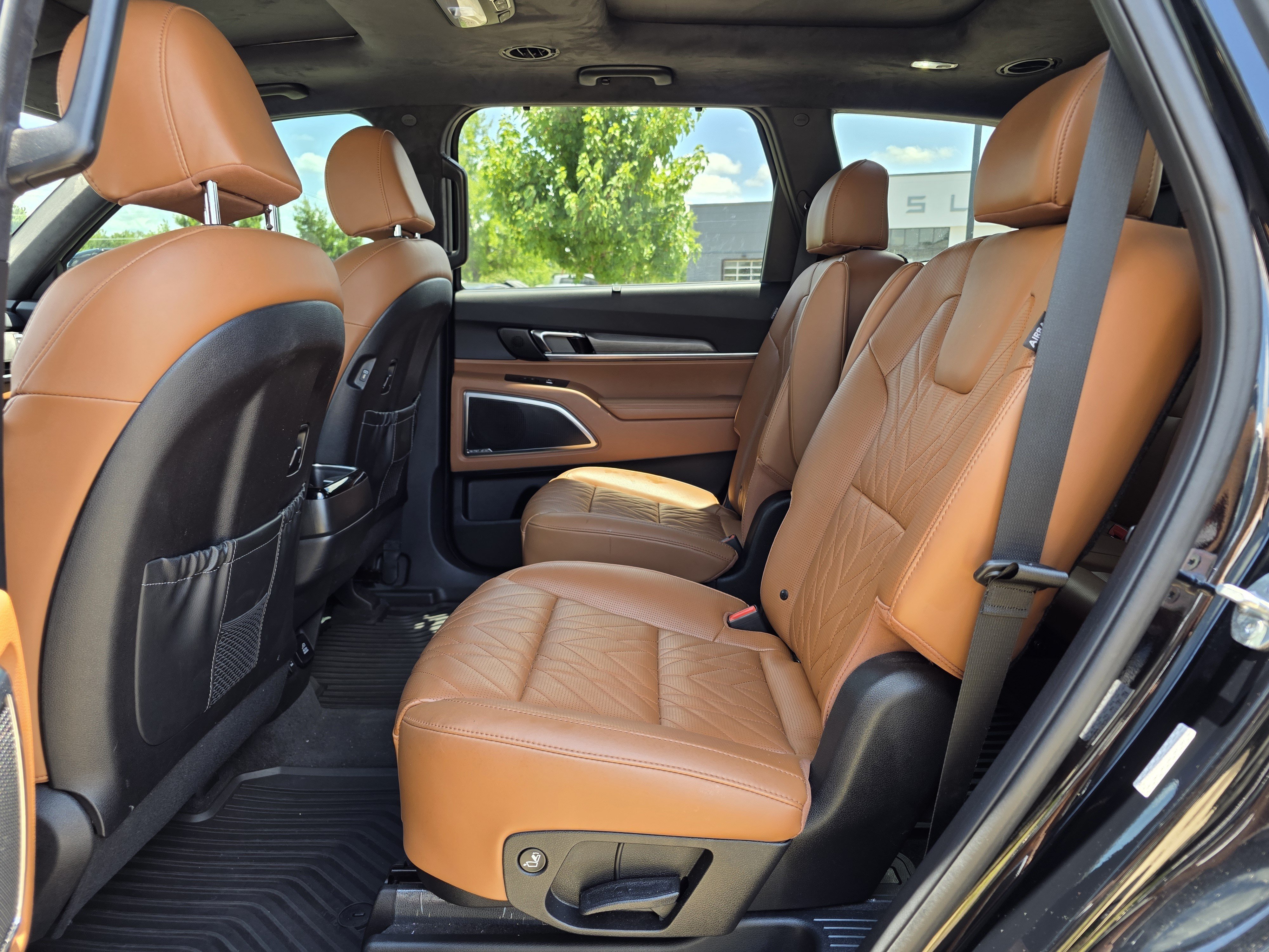 Certified Used 2024 Ebony Black Kia SX Prestige X-Pro image 17