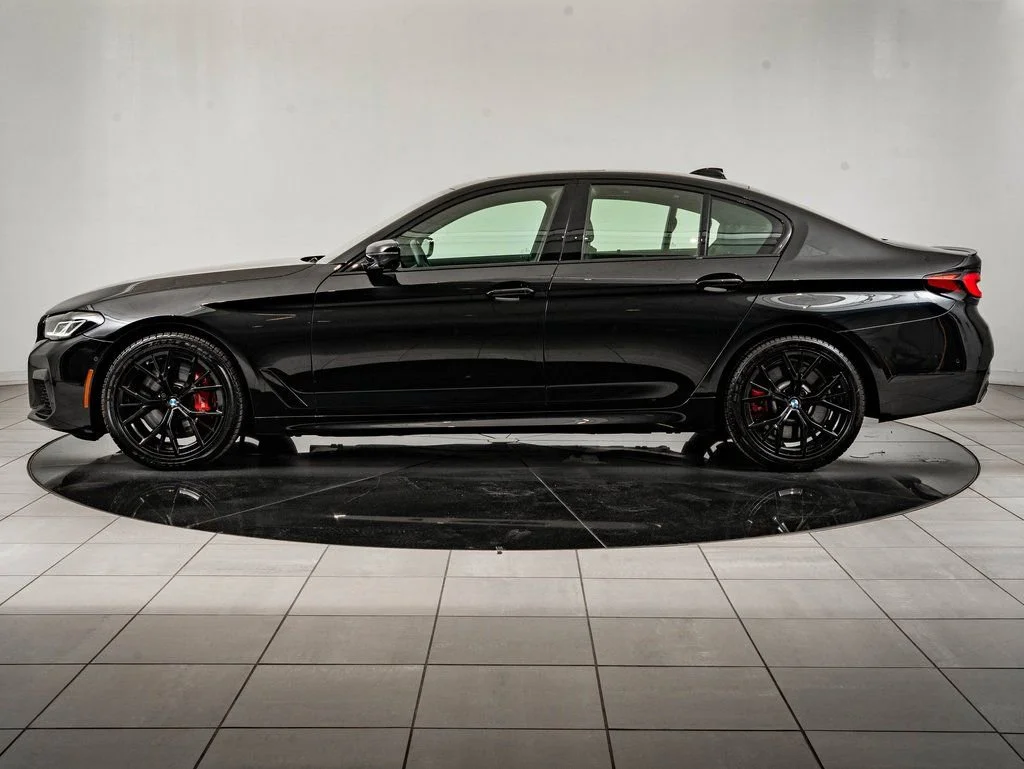 Used 2023 Black Sapphire Metallic BMW 540i xDrive image 5