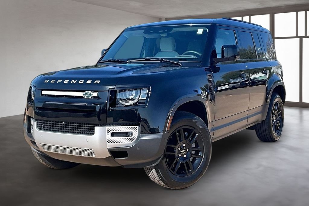 Used 2025 Black Land Rover S image 1
