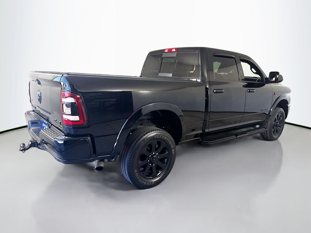 Used 2019 Diamond Black Crystal Pearlcoat Ram Laramie image 13