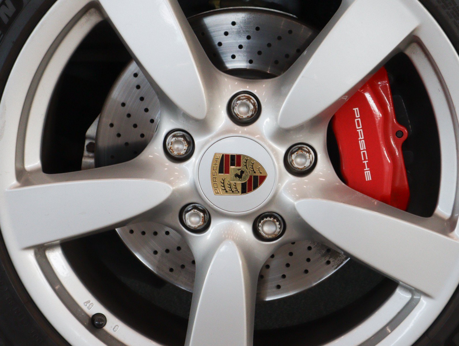 Used 2006 Carrara White Porsche S w/6 speed manual transmission image 12