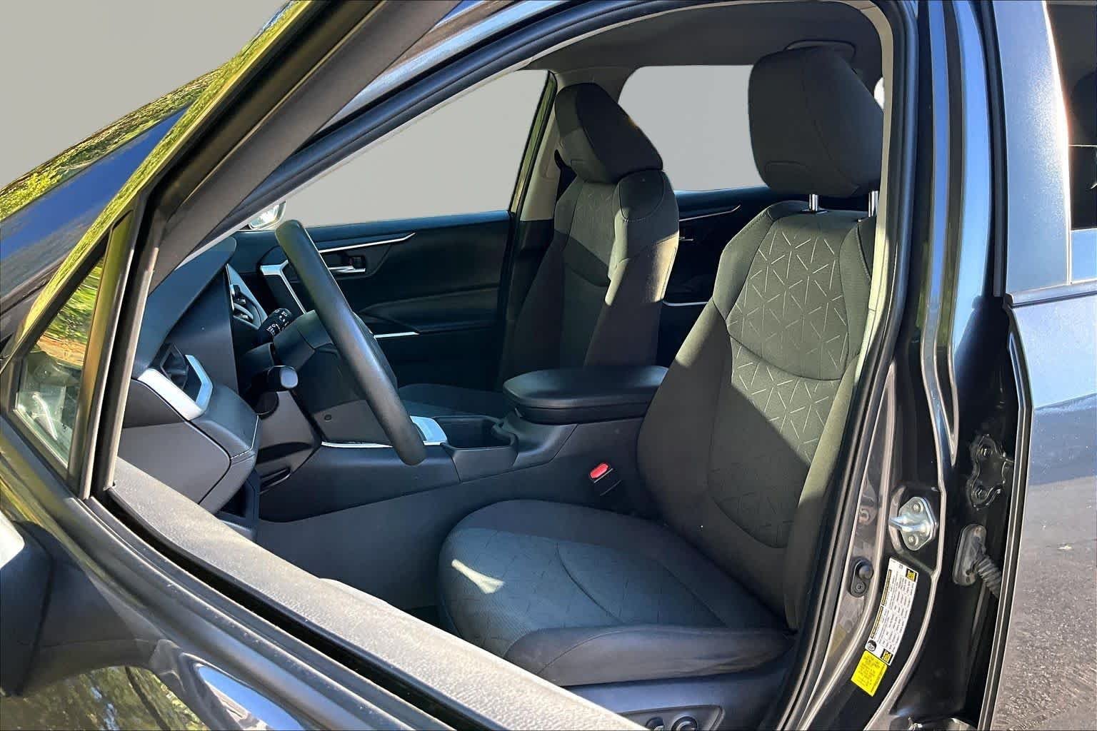 Used 2024 Magnetic Gray Metallic Toyota Hybrid XLE image 8