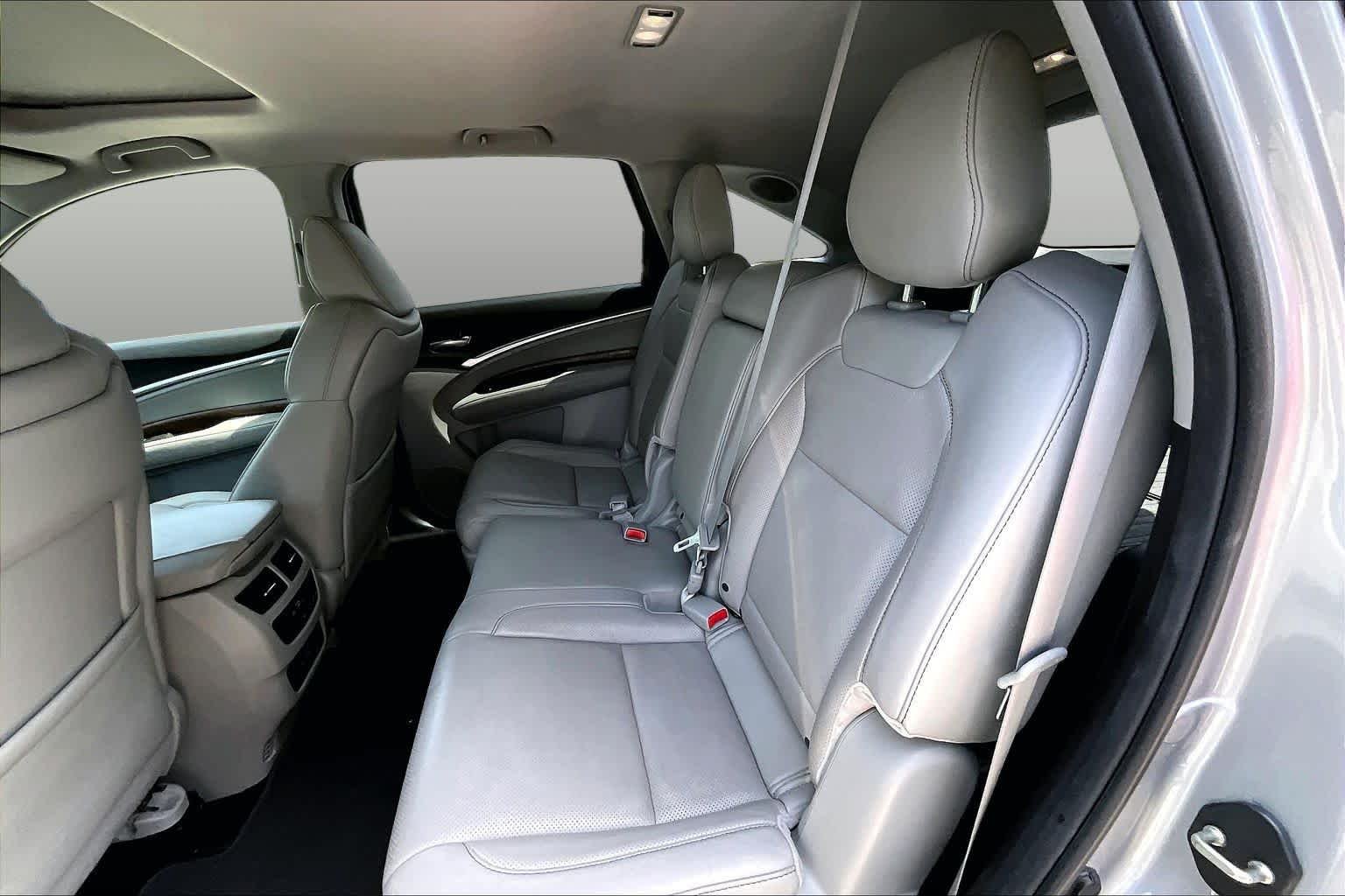 Used 2020 Lunar Silver Metallic Acura w/Technology Pkg image 21