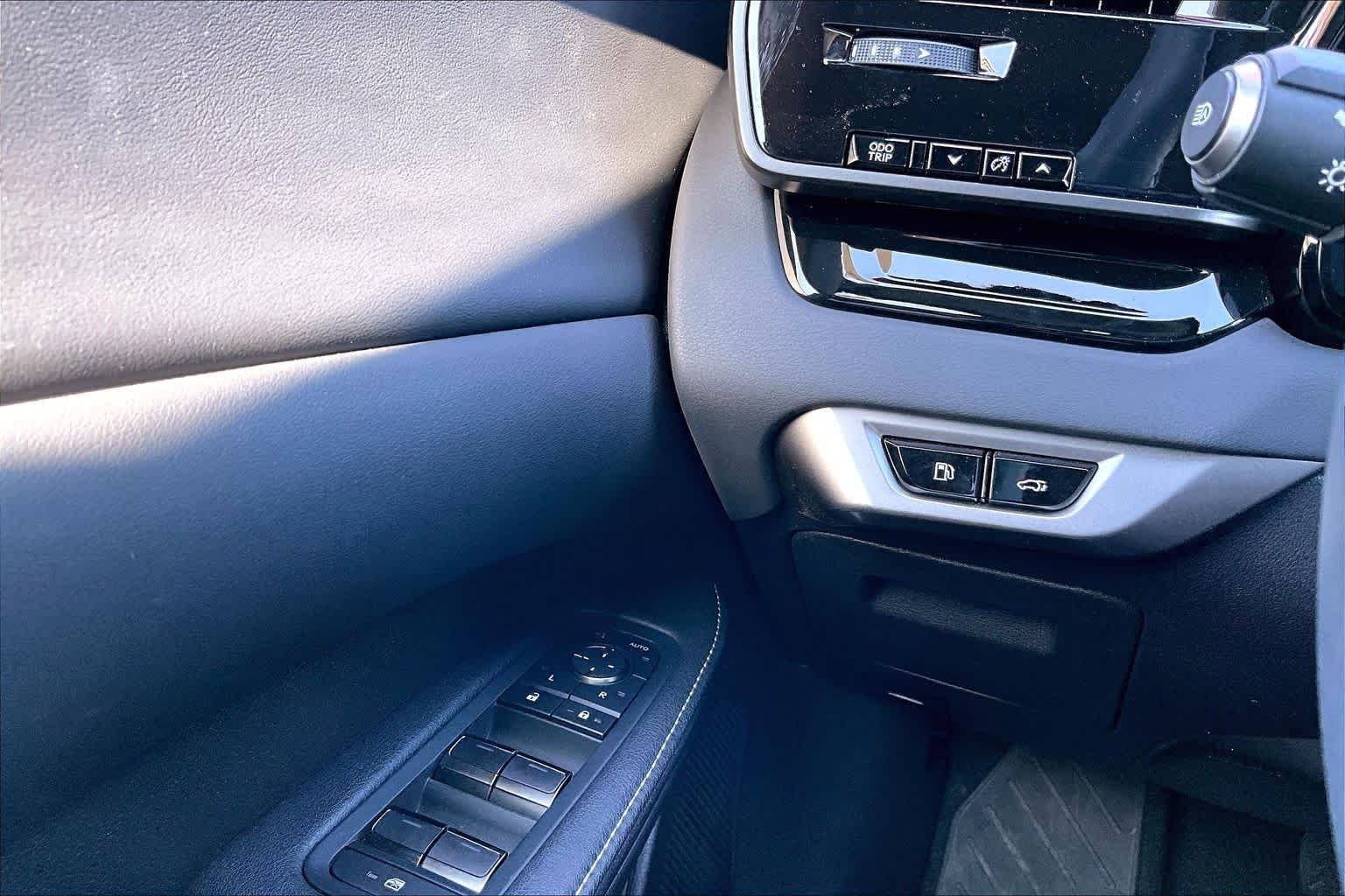 car-gallery-32