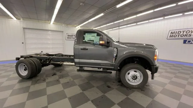 New 2026 Carbonized Gray Metallic Ford F-600® XL image 9