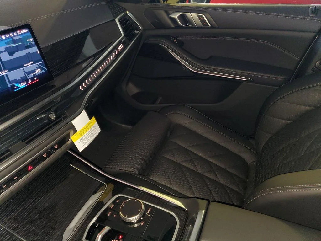 New 2026 Skyscraper Grey Metallic BMW sDrive40i image 19