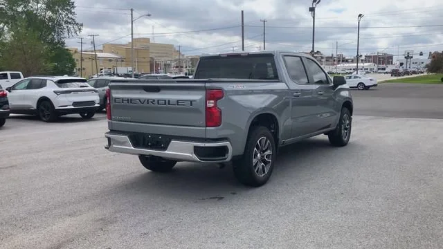 2024 Chevrolet Silverado 1500 LT - Photo 8