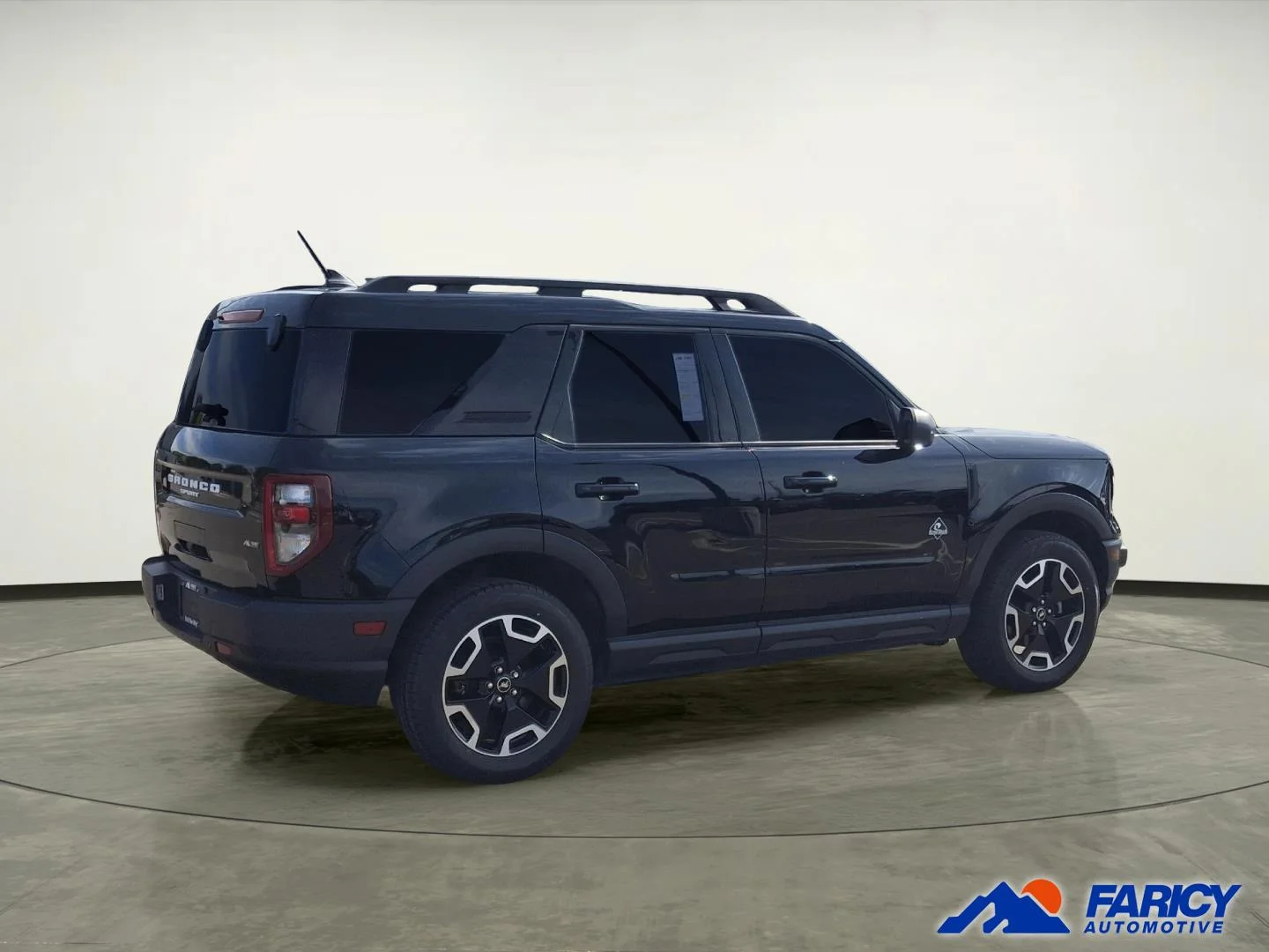 Used 2023 Shadow Black Ford Outer Banks image 5