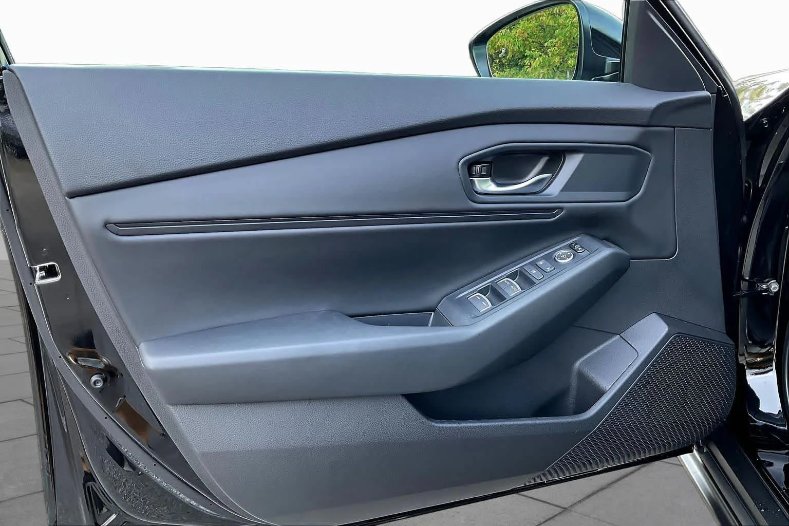 New 2026 Crystal Black Pearl Honda SE image 10