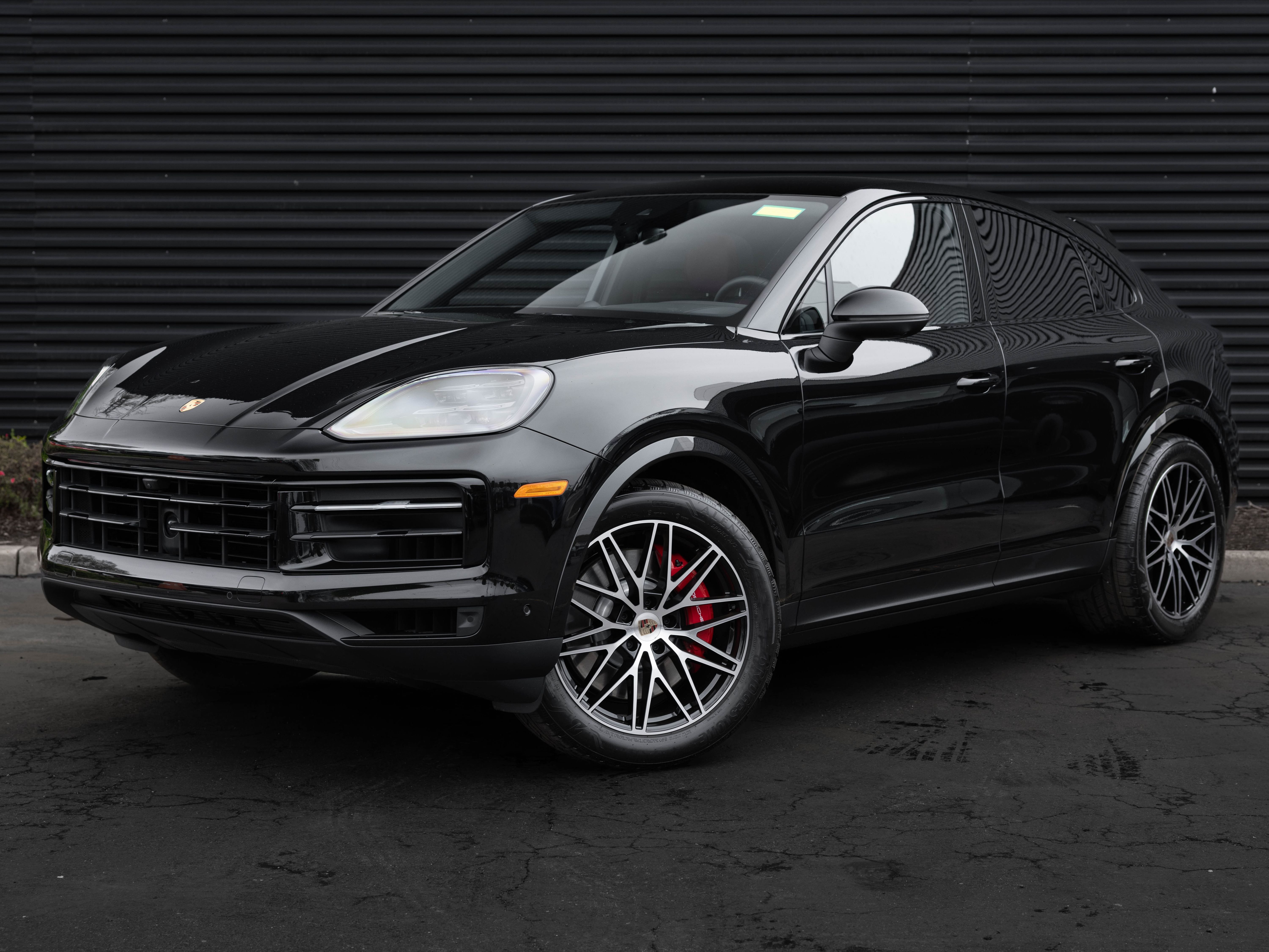 2026 Porsche Cayenne S's photo
