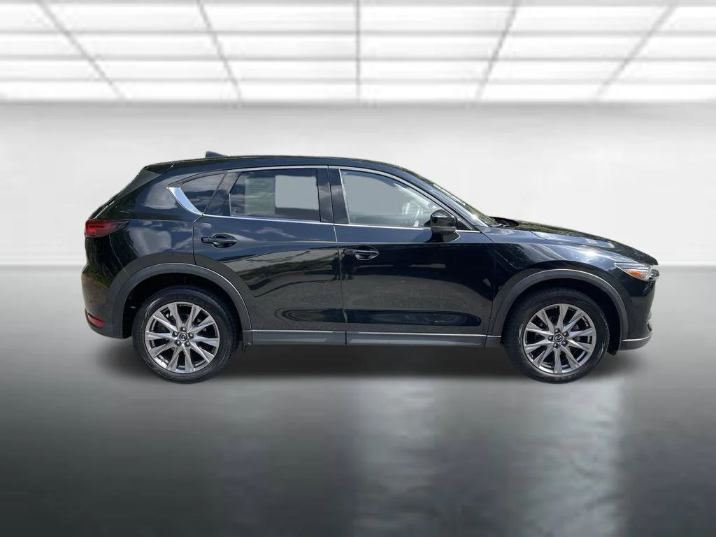 Used 2019 Black Mazda Grand Touring image 6