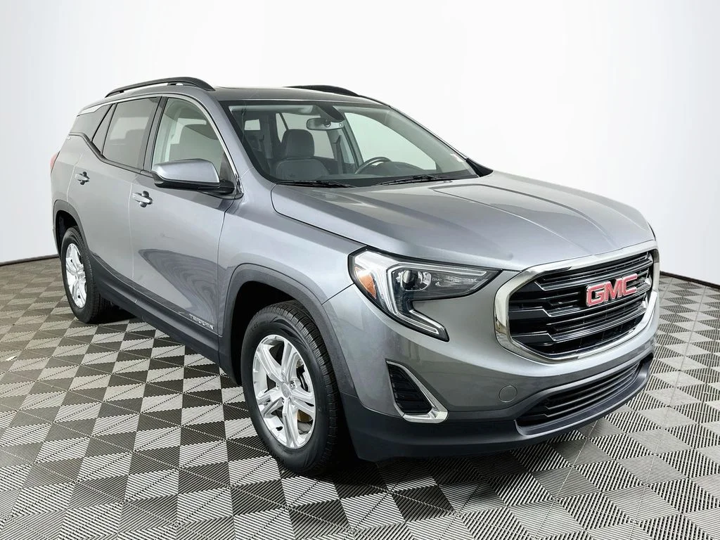 Used 2019 Steel Metallic GMC SLE image 3