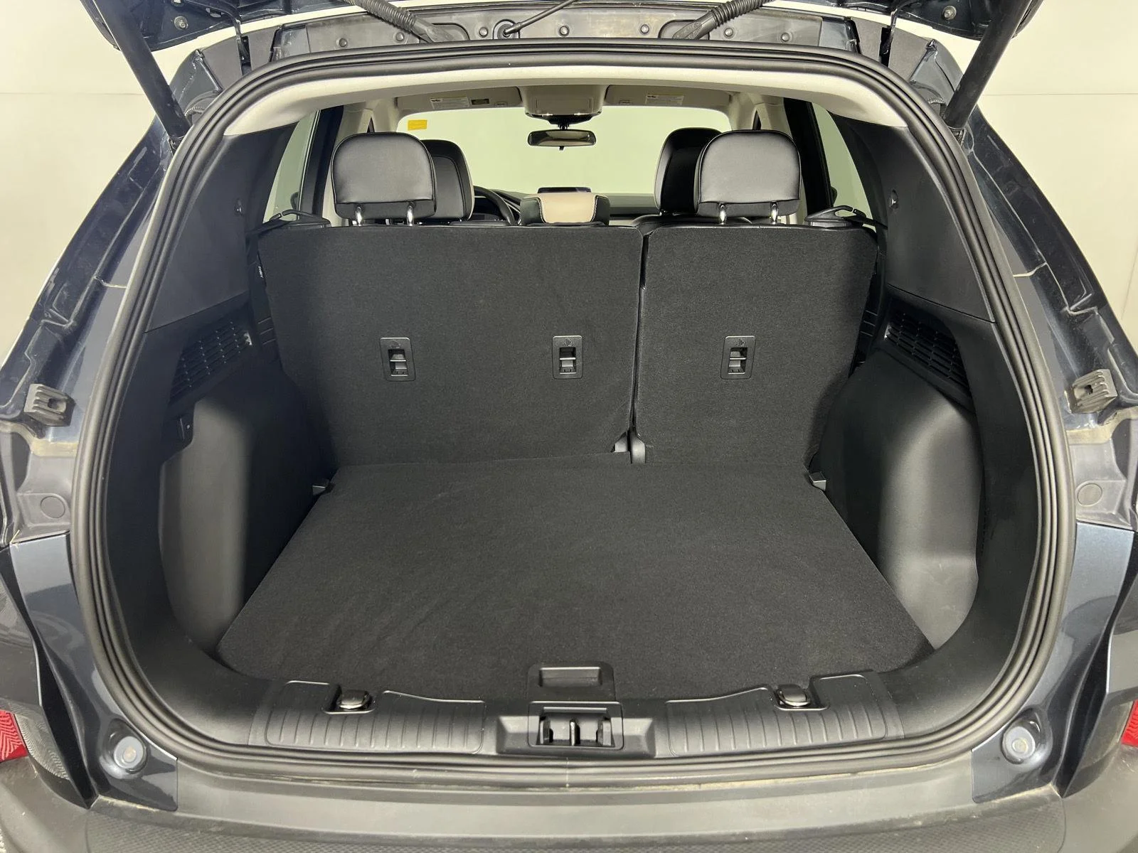 Used 2022 Stone Blue Ford SEL image 21