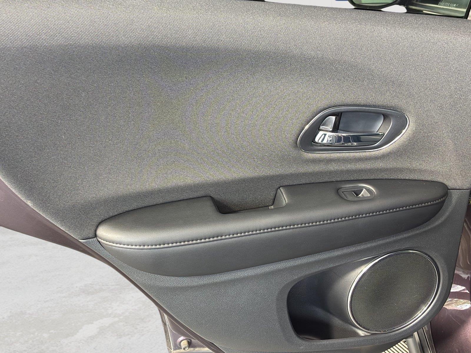 Used 2022 Midnight Amethyst Metallic Honda EX image 9