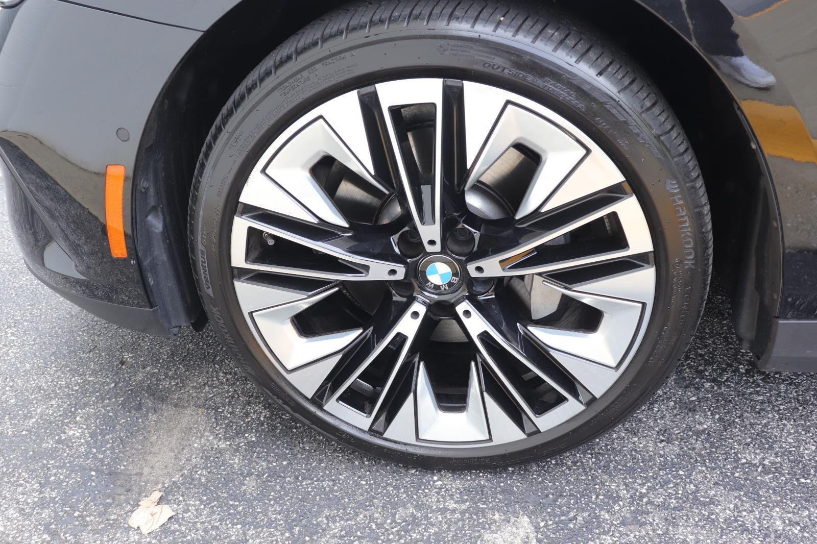 Used 2025 Black Sapphire Metallic BMW 530i xDrive image 39