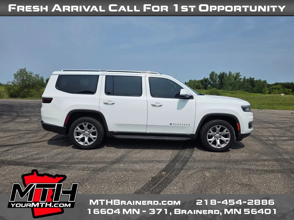 Used 2022 White Jeep Series II image 1
