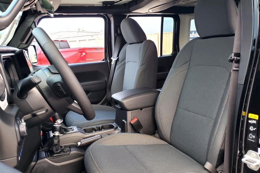 2025 Jeep Wrangler 4xe Willys 4XE - Photo 8