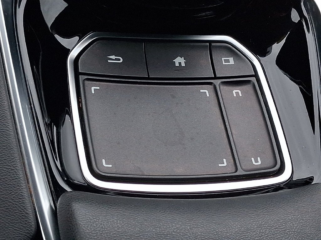 Used 2020 White Acura Base image 27