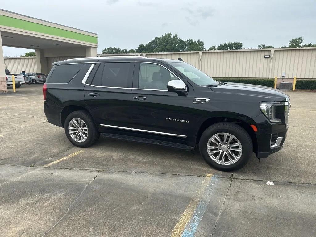 Used 2023 Onyx Black GMC SLT image 22