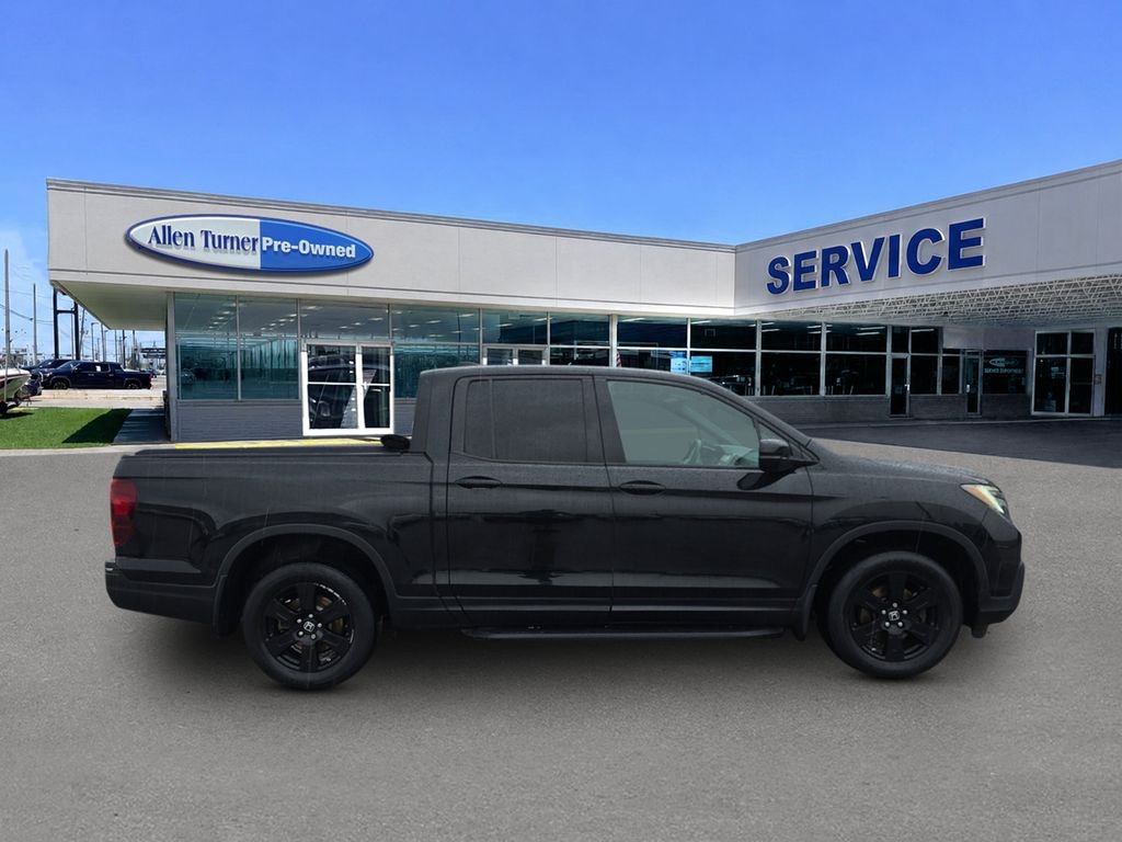Used 2017 Crystal Black Pearl Honda Black Edition image 9