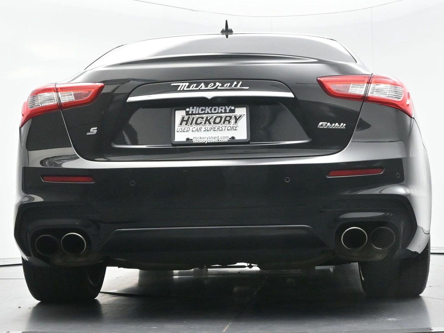 Used 2018 Nero Maserati S GranSport image 48