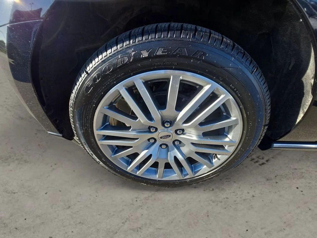 Used 2023 Black Ford Platinum image 14