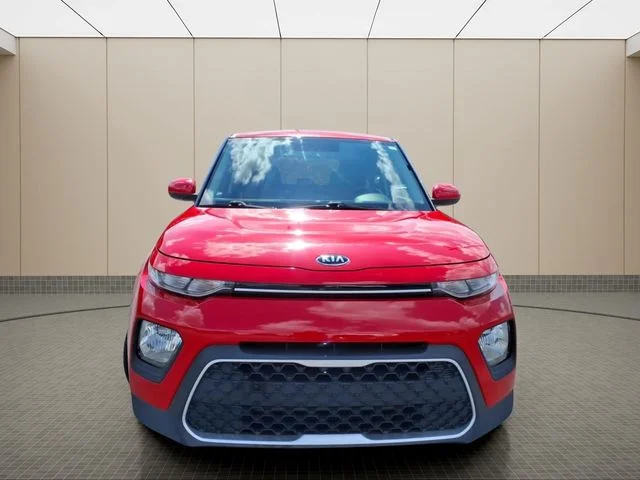 Used 2021 Red Kia LX image 3