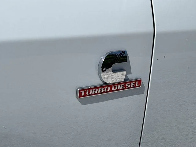 Used 2024 White Ram Laramie image 13