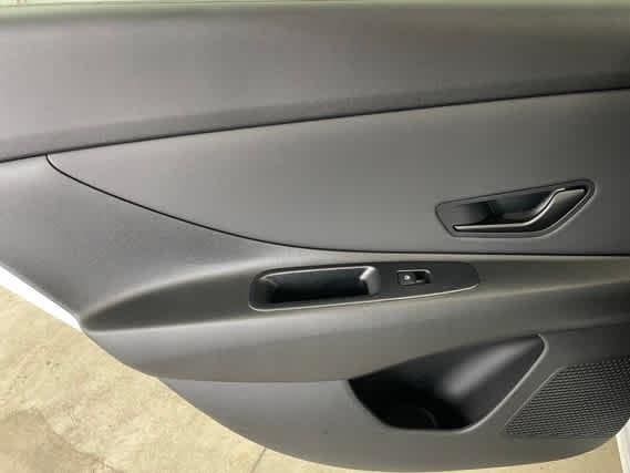 Used 2025 Serenity White Hyundai SEL Sport image 19