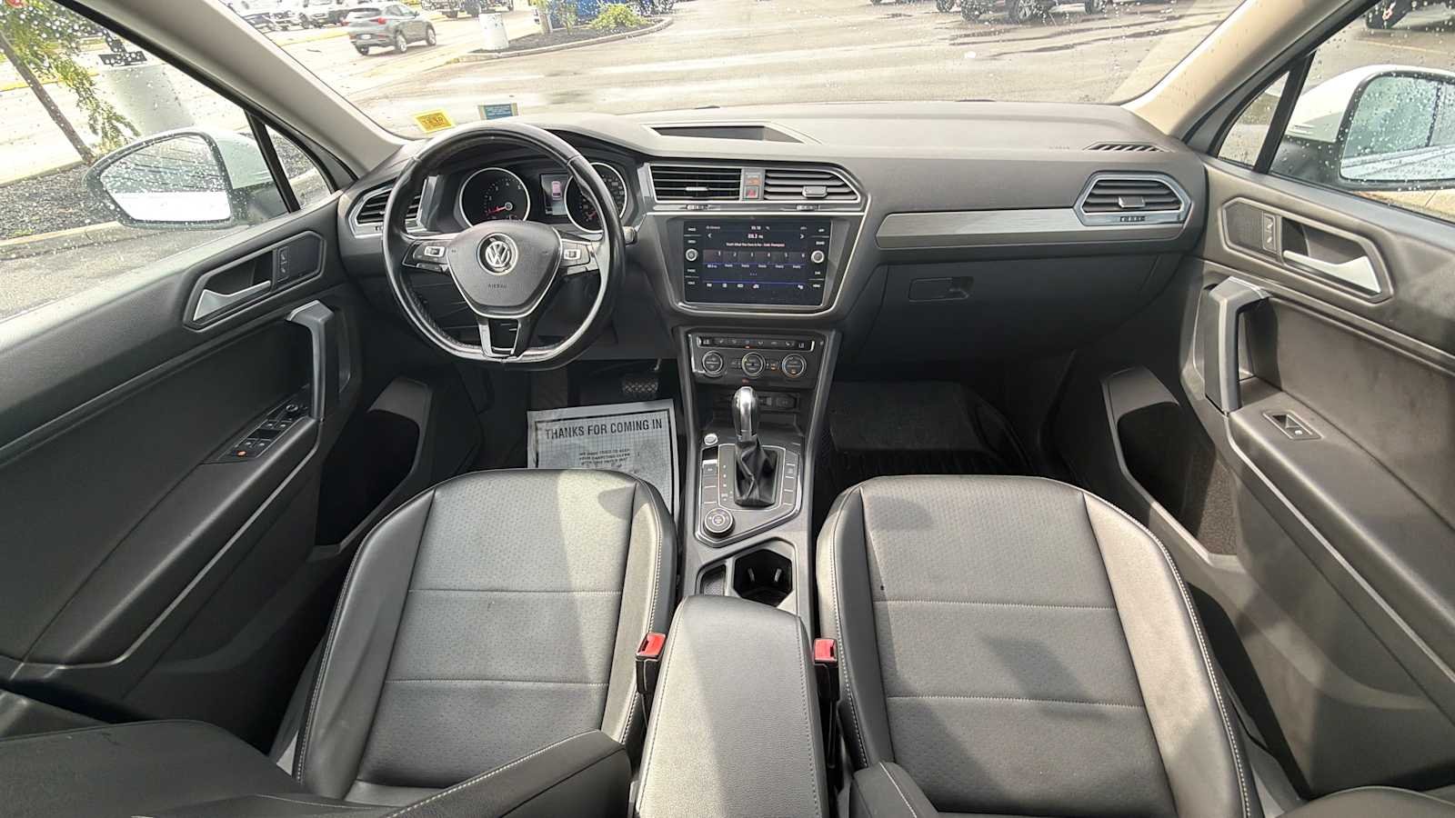 Used 2019 Pure White Volkswagen SE image 19