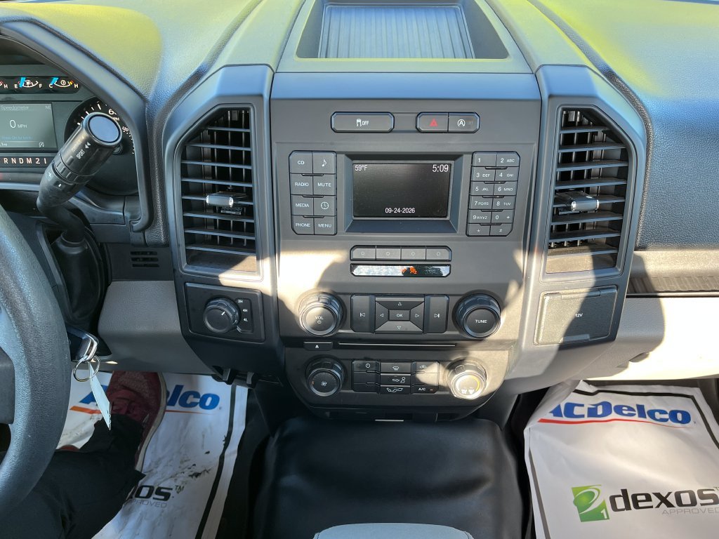 Used 2016 Black Ford XL image 9