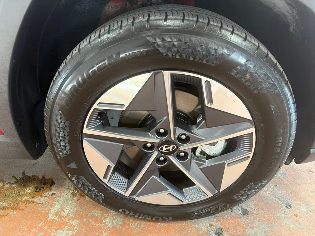 Used 2026 Ultimate Red Hyundai SEL image 11