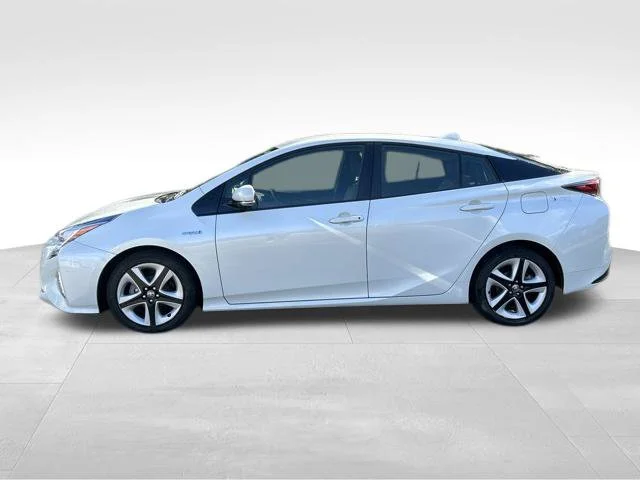 Used 2016 White Toyota Three Touring image 2