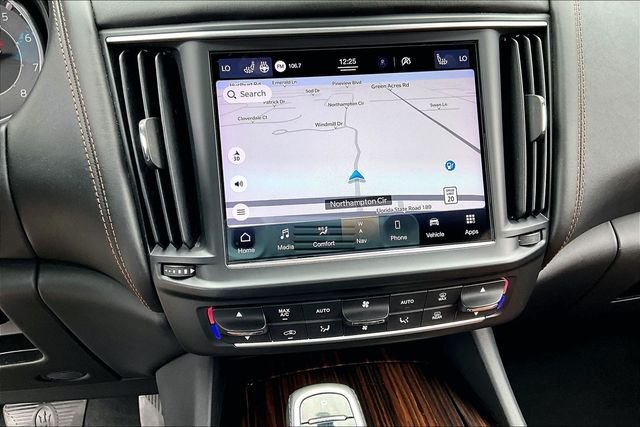 Used 2021  Maserati GranLusso image 24